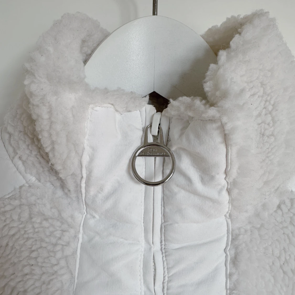 Vit teddyjacka från Peak Performance - 2