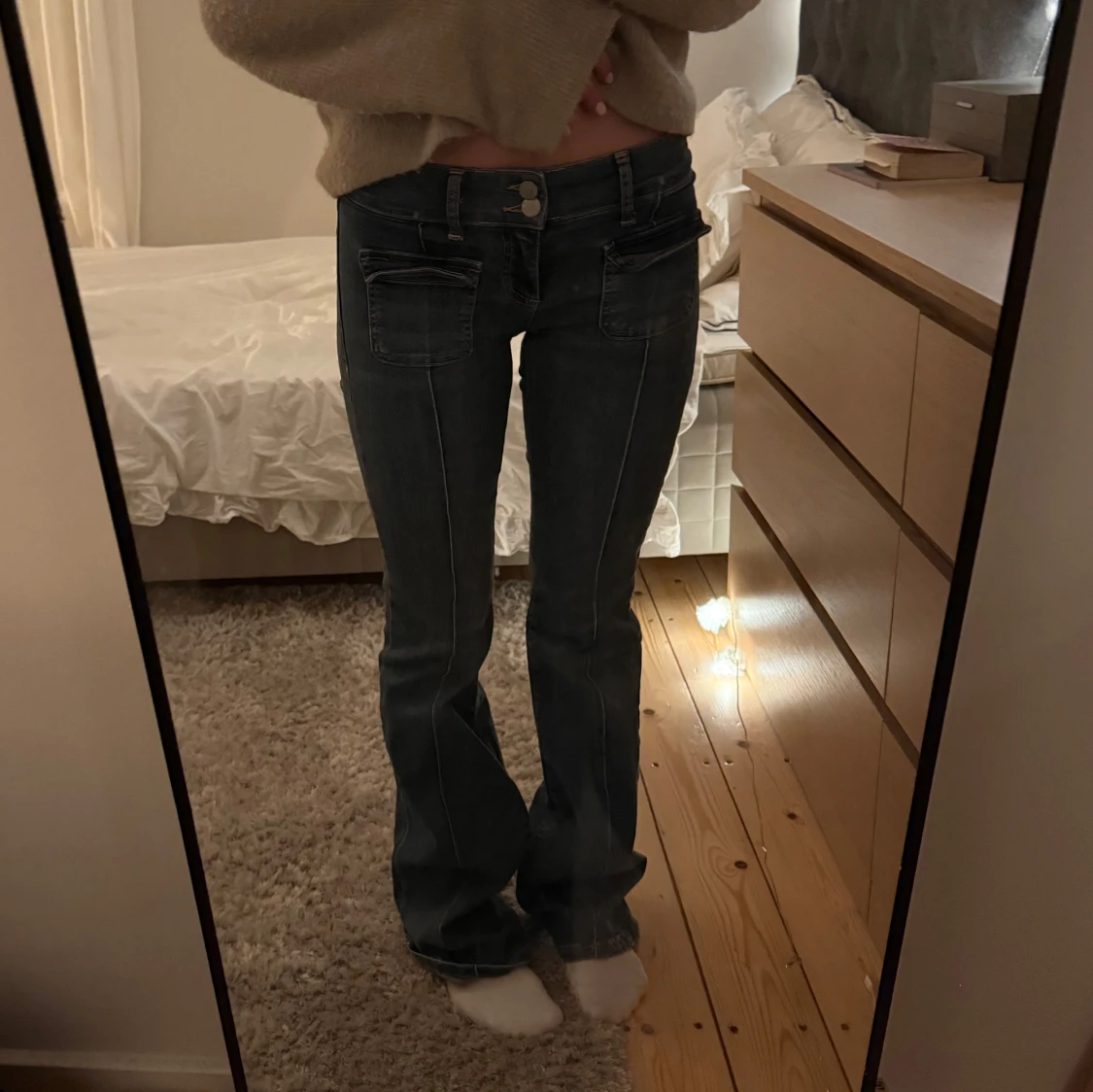 Nelly lowaist bootcut jeans