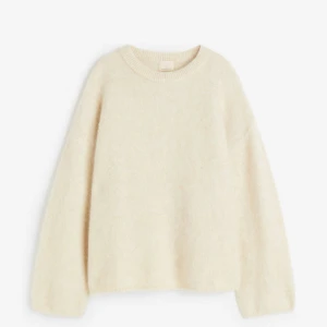 H&M mohair tröja - SUPER snygg och populär stickad tröja från hm