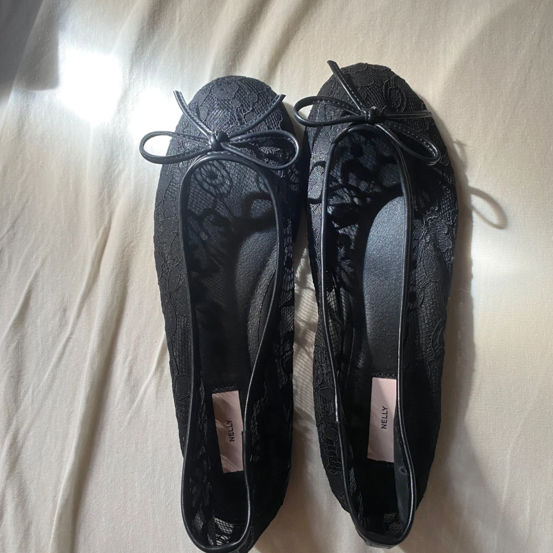 Svarta spetsballerinaskor 