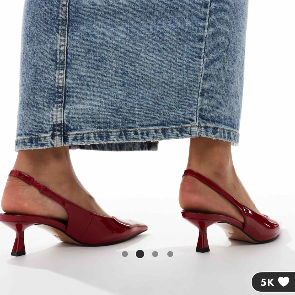 Röda pumps med spetsig tå - 1