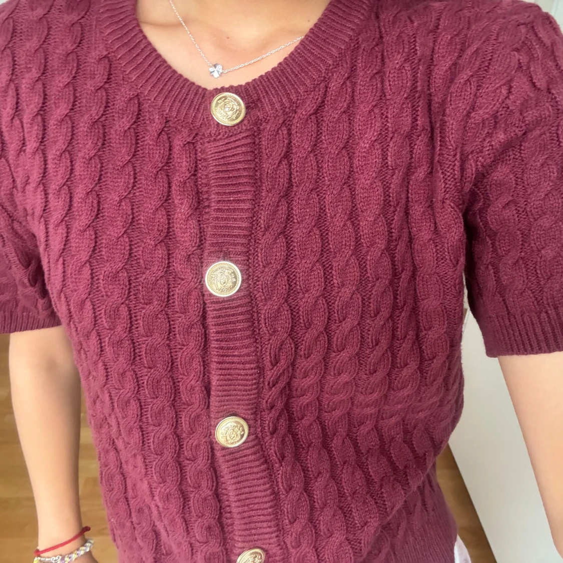 Vinröd kofta från H&M - 1