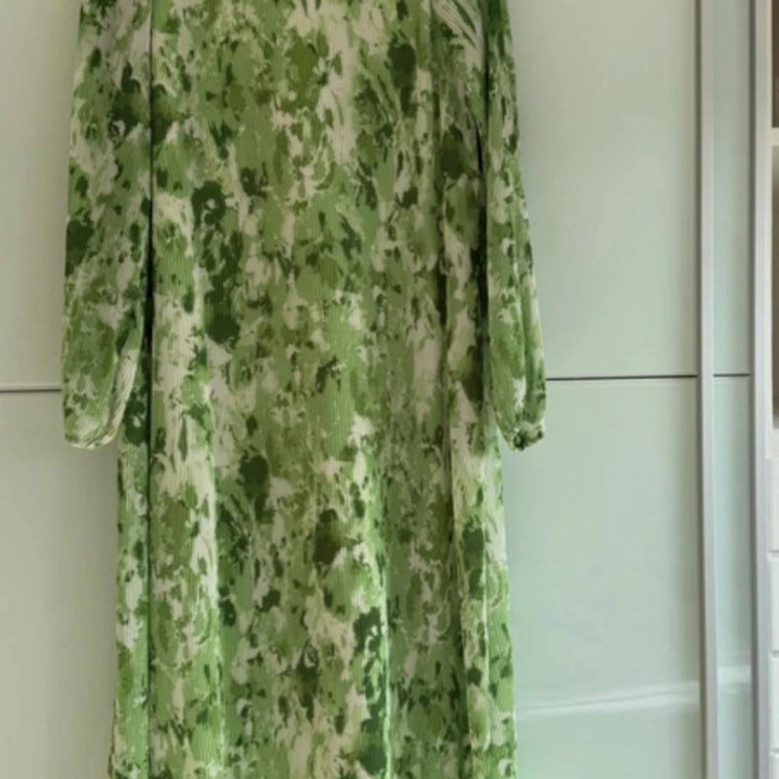 Grönvit långklänning från Y.A.S - 4