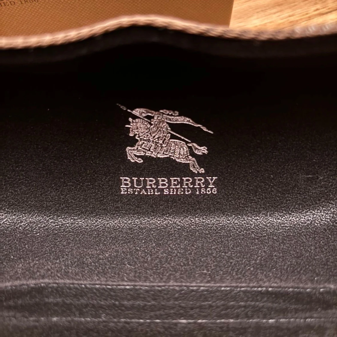 Burberry solglasögon  - 4