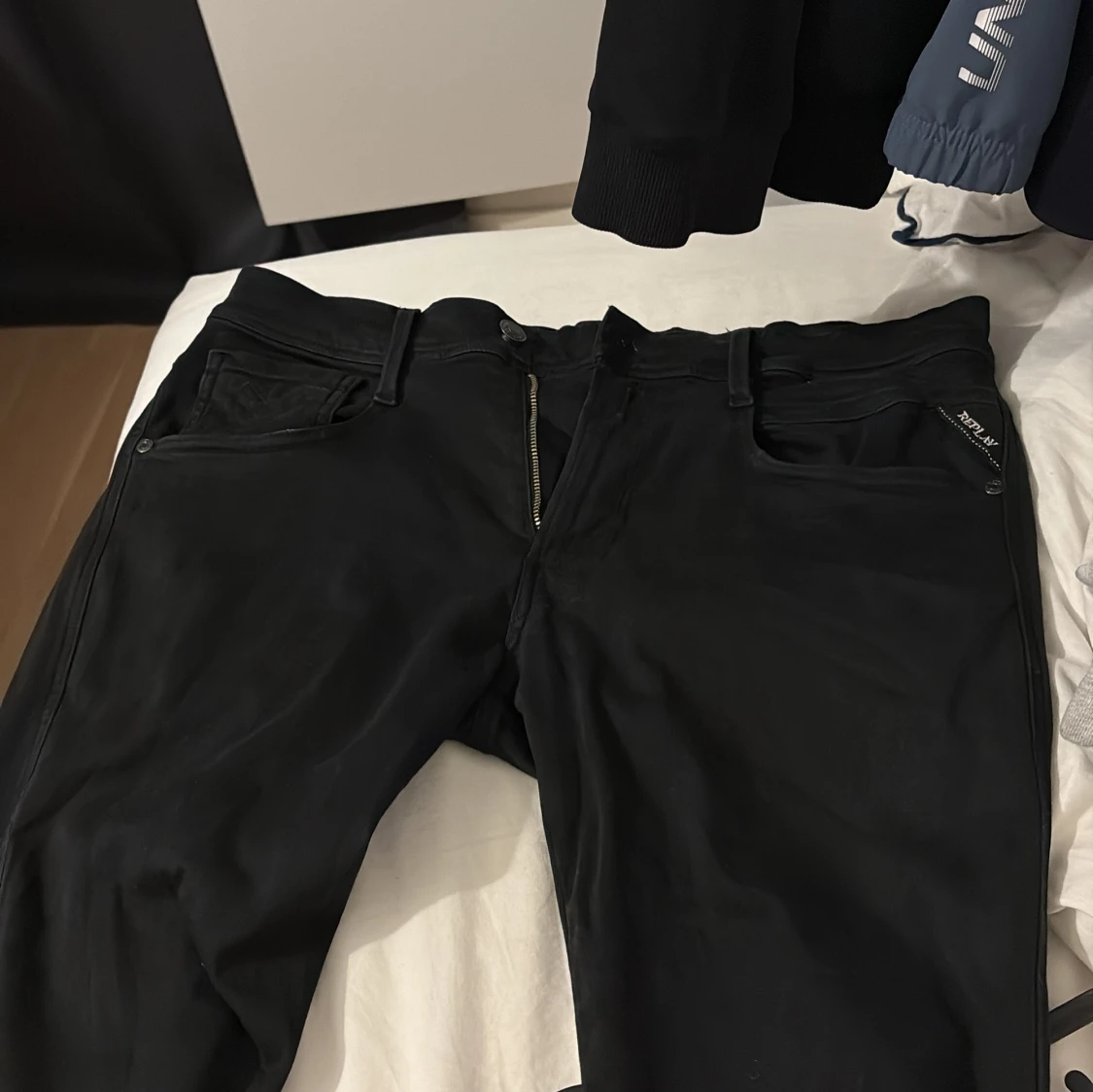 Svarta Replay jeans med dragkedja - 3