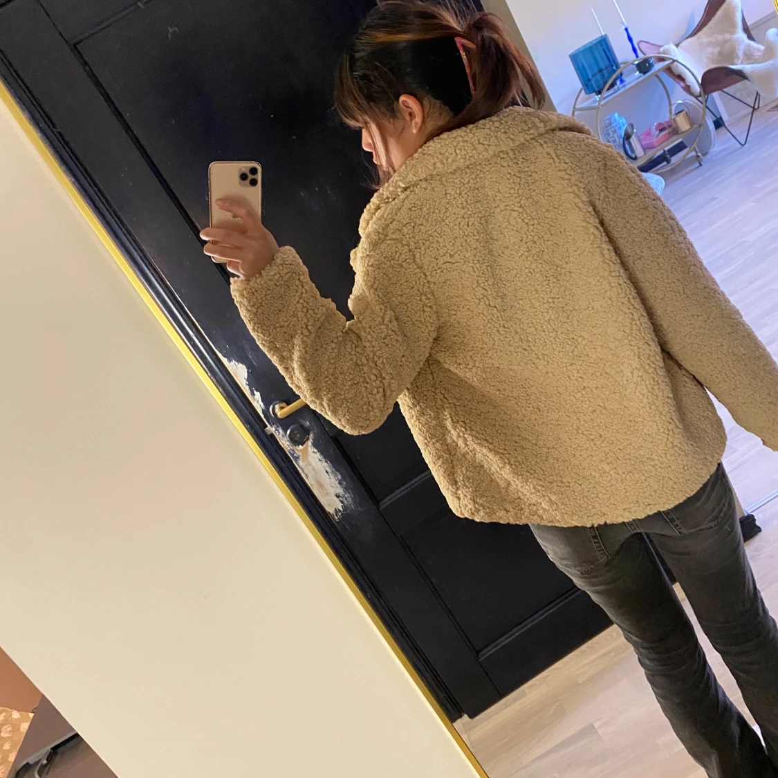 Beige teddyjacka från H&M - 1