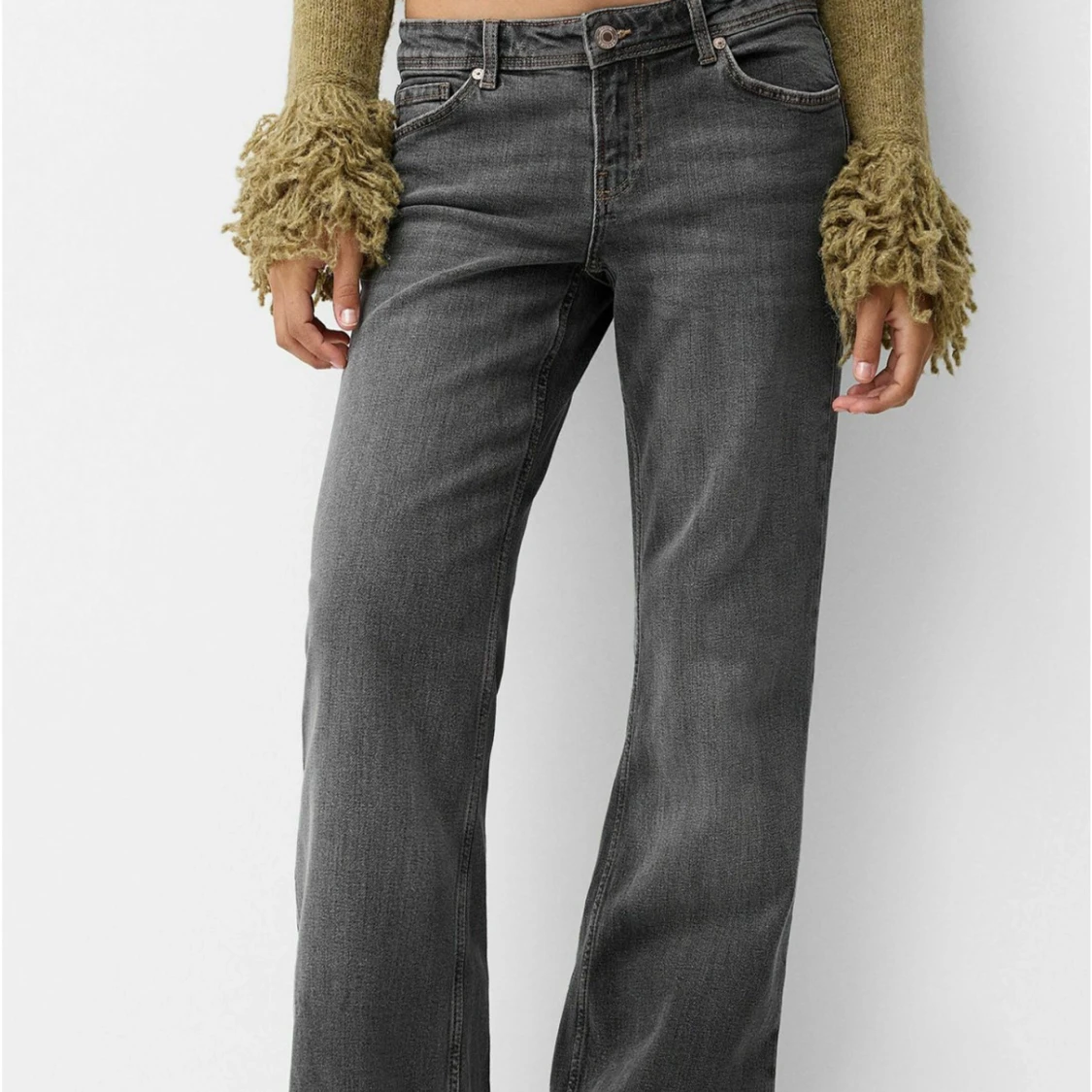 Grå raka jeans med normal midja