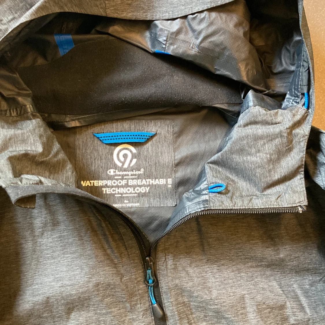 Grå vindjacka från Champion - 1