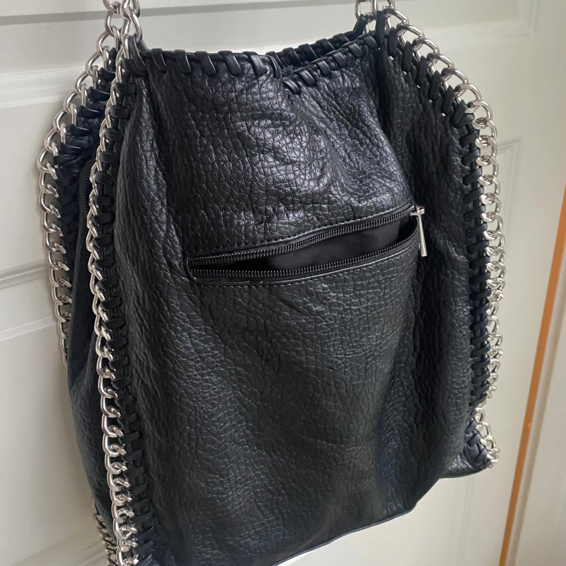 svart väska från tiamo - 1