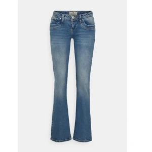 Lågmidjade jeans  - As snygga lågmidjade bootcut jeans! Pris kan diskuteras!🫶