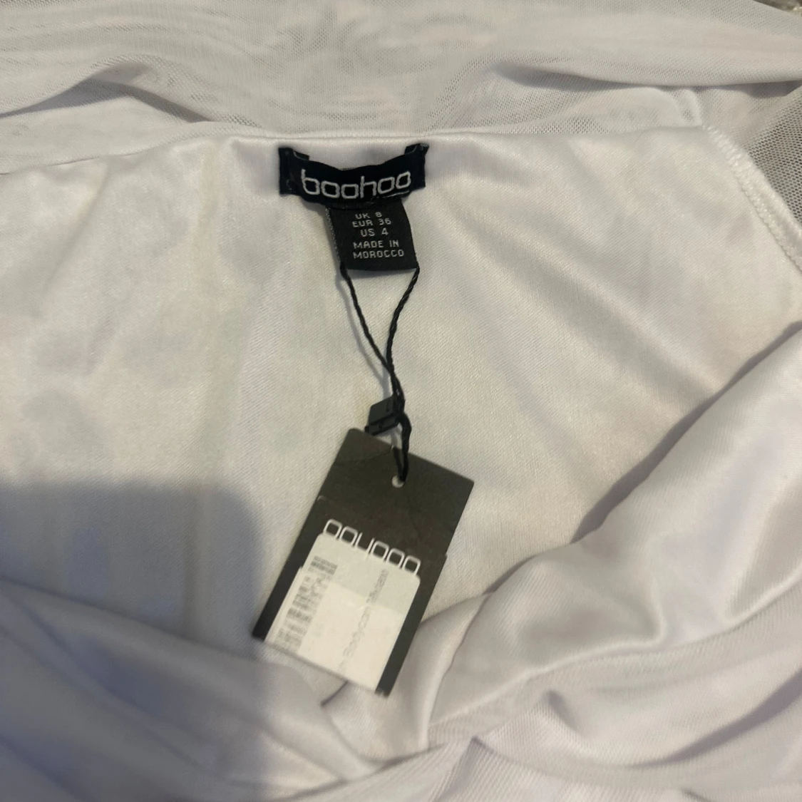 Vit långklänning från Boohoo - 1