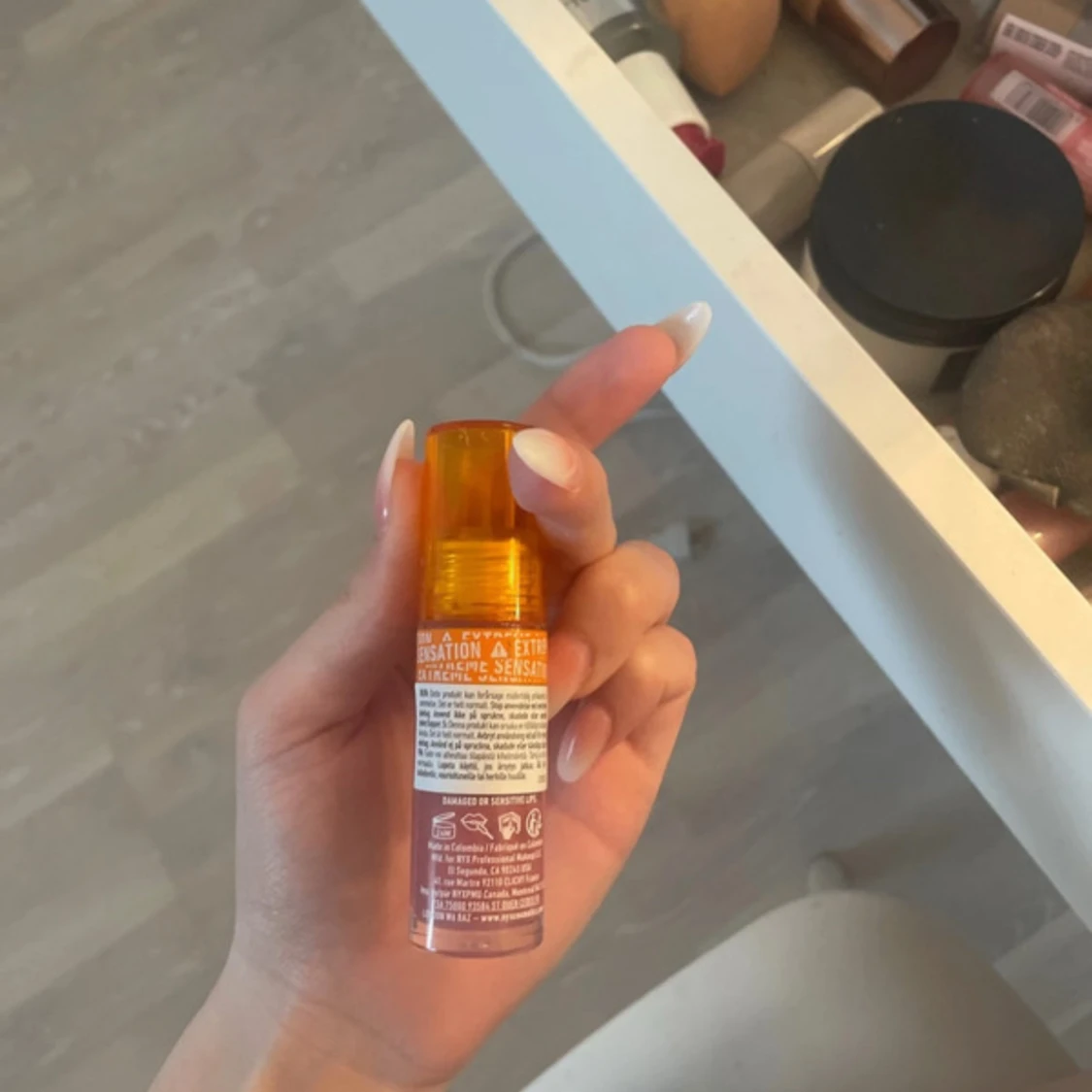 NYX Duck Plump Lip Gloss 09   - 2