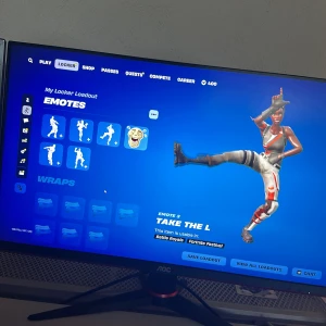 Og konto  - Adda mig på snap vincent.0686 om du vill köpa de 