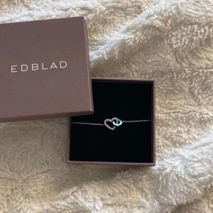Edblad armband - Jättegulligt armband från Edblad. Originalpris 450kr. Skriv gärna före ni köper! 💗💗Pris går att diskuteras 💗💗