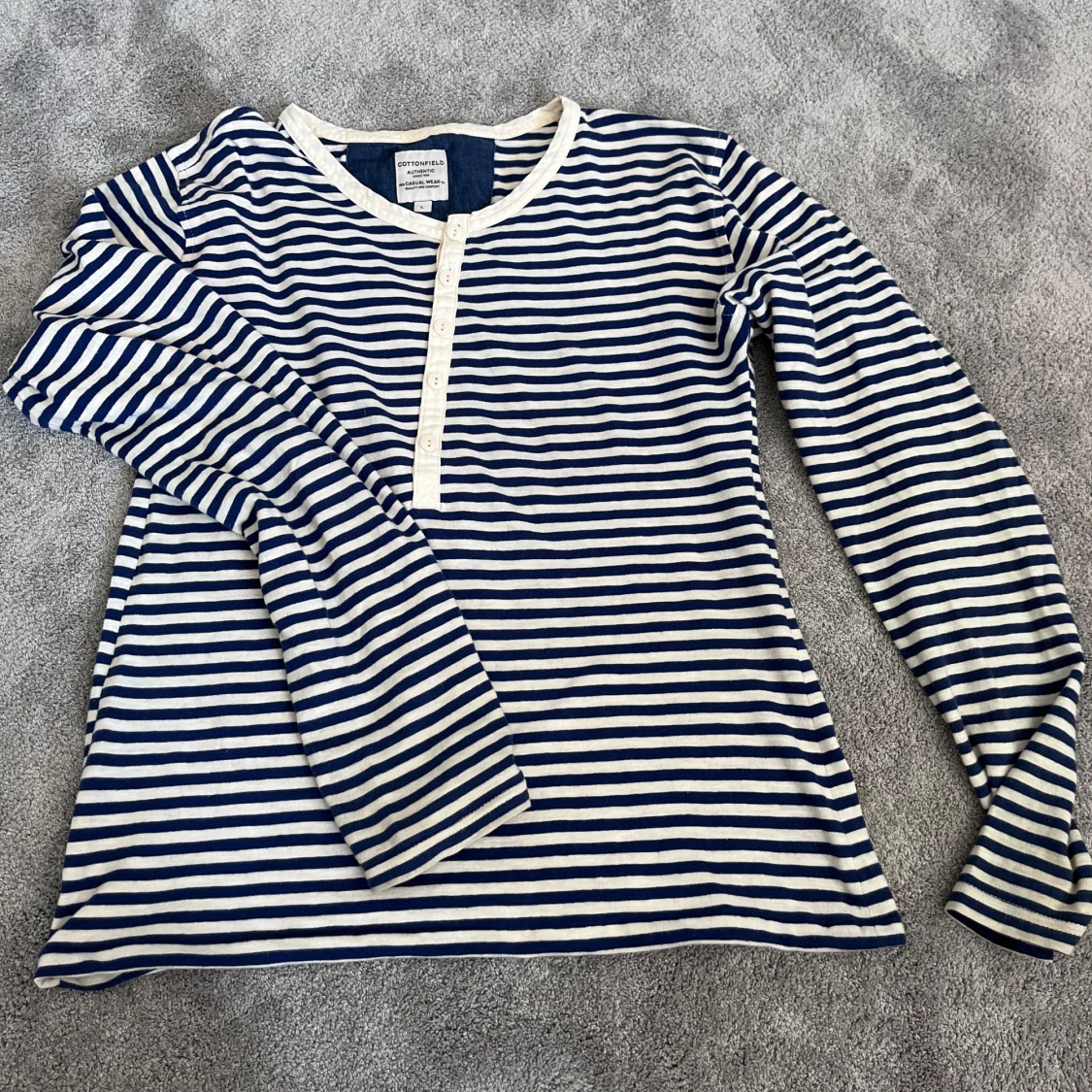 Tunn randig långärmad - 2