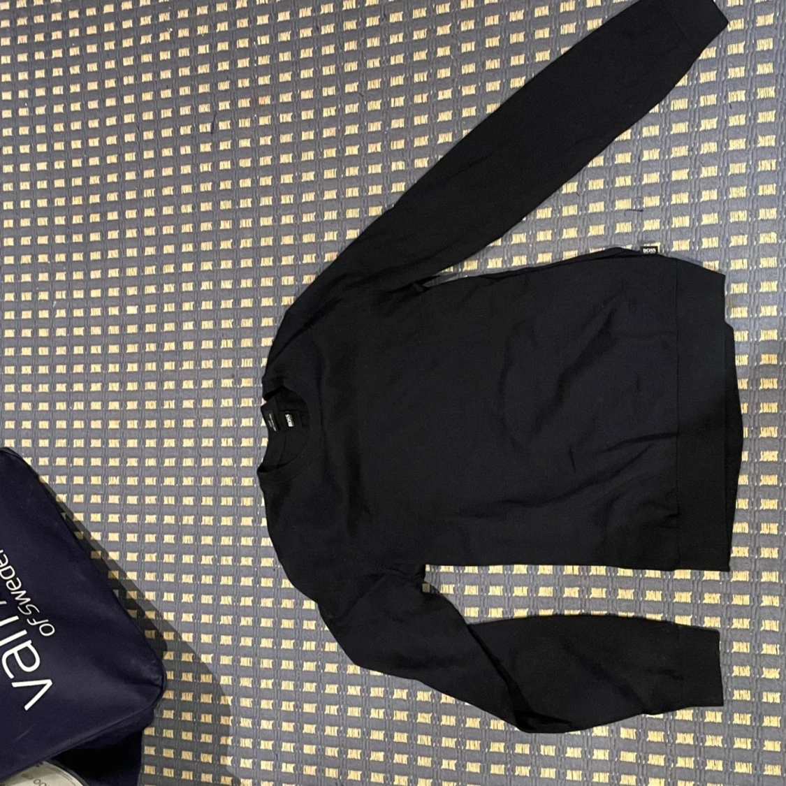 Hugo Boss stickad tröja