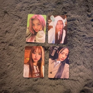 New Jeans fotokort  - Officiella NewJeans ”OMG” photocards. 