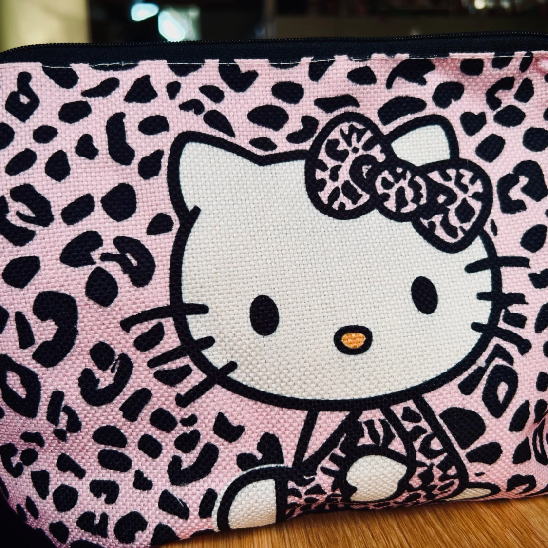 Söt stor necessär med Hello Kitty-motiv! - 2