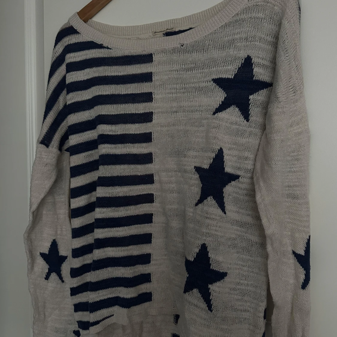 stickad tröja från hilfiger 