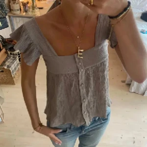 Brun blus - Från Zara i nyskick, stel S💕
