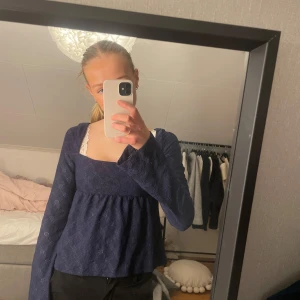 Nelly topp - Jättefin topp från Nelly. Sparsamt använd💕