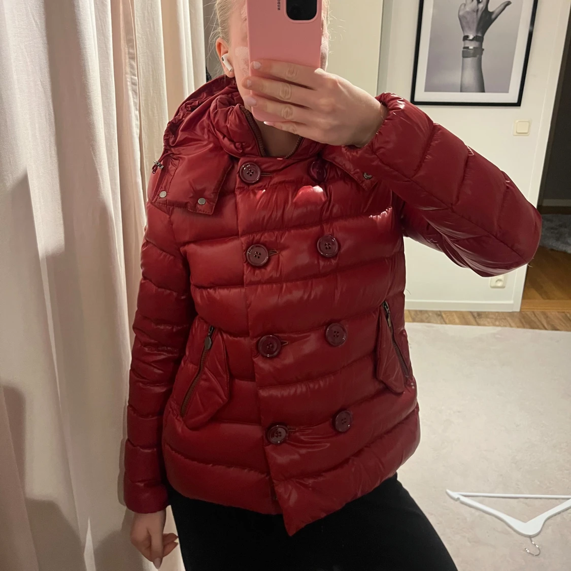Röd dunjacka från Moncler - 1