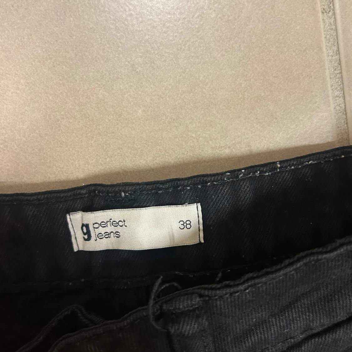 Svarta jeans från Perfect Jeans - 3