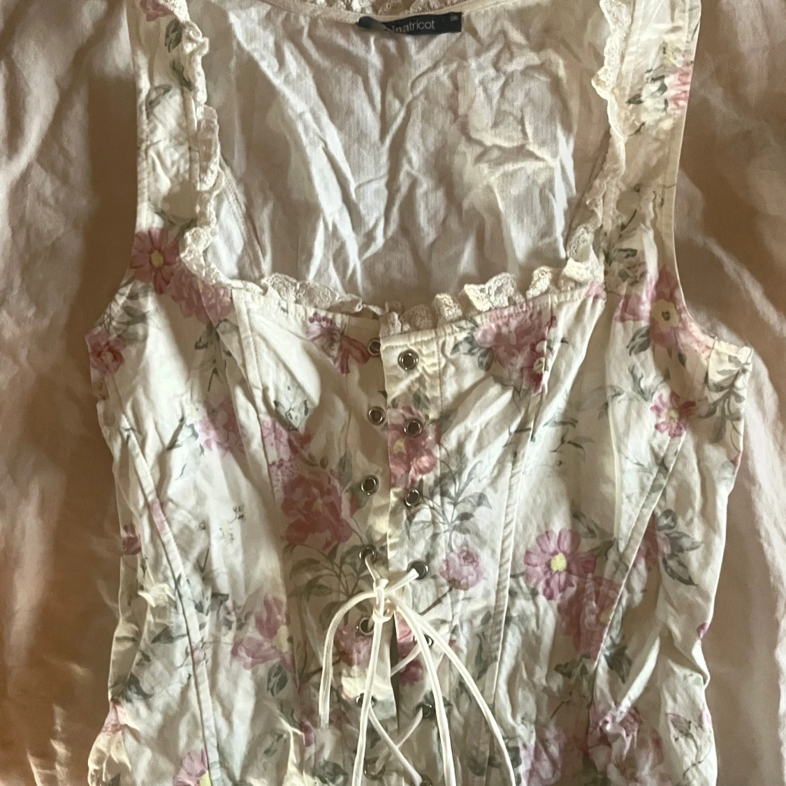 Blommig korsettopp från Gina Tricot - 2