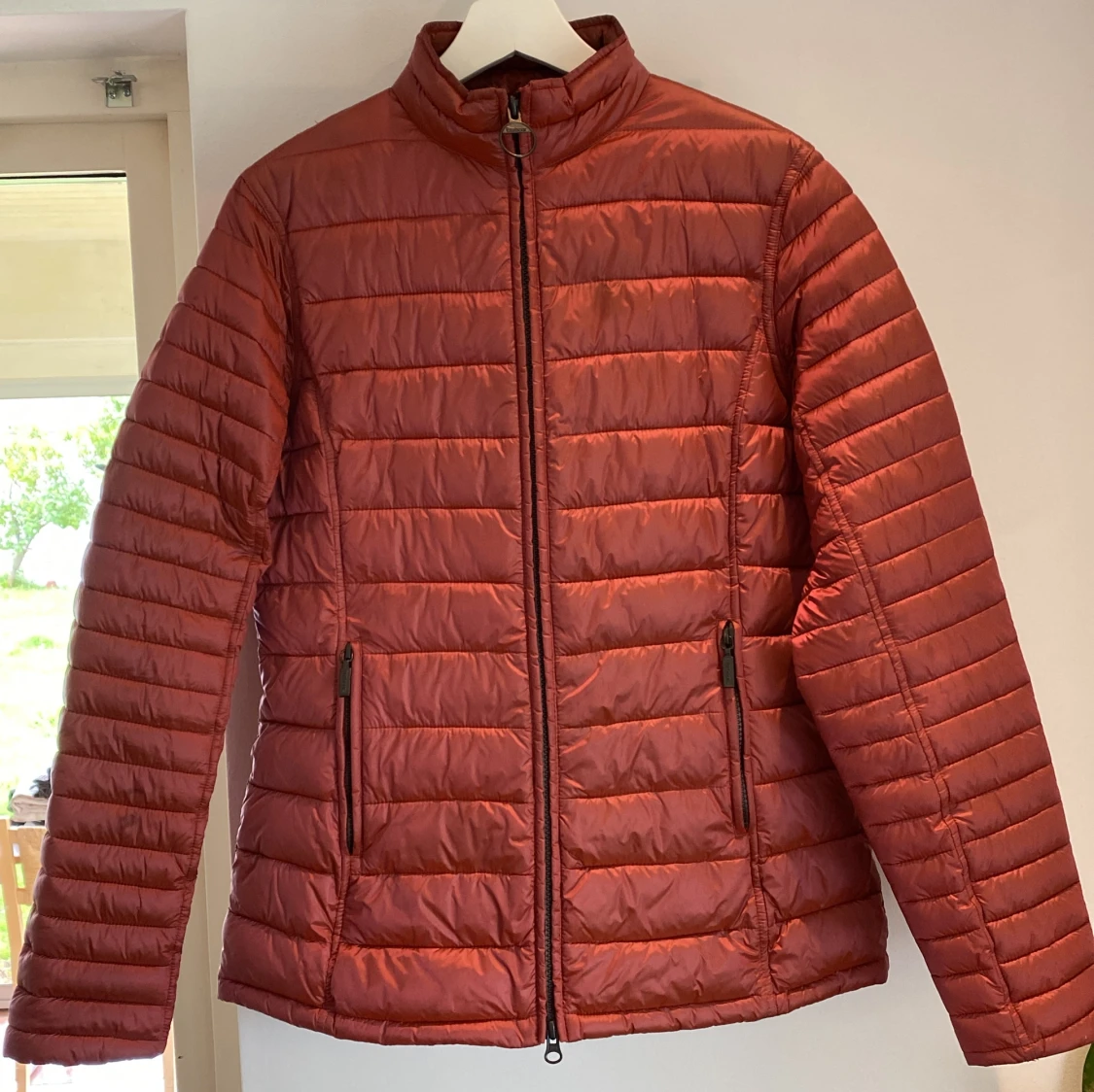 Rostfärgad pufferjacka från Barbour - 2