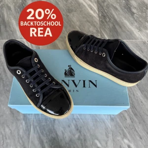 Lanvin skor - REA! Lanvin skor  -  Skick: Grymt skick  -  Nypris: 4000kr  -  Ingår: endast skorna -  Hör av dig vid minsta fråga🙌🏼
