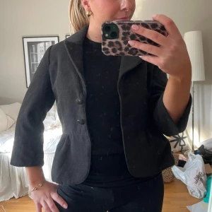 Trekvartsärmad jacka - Supersöt vårjacka med trekvartsärm! 🥰