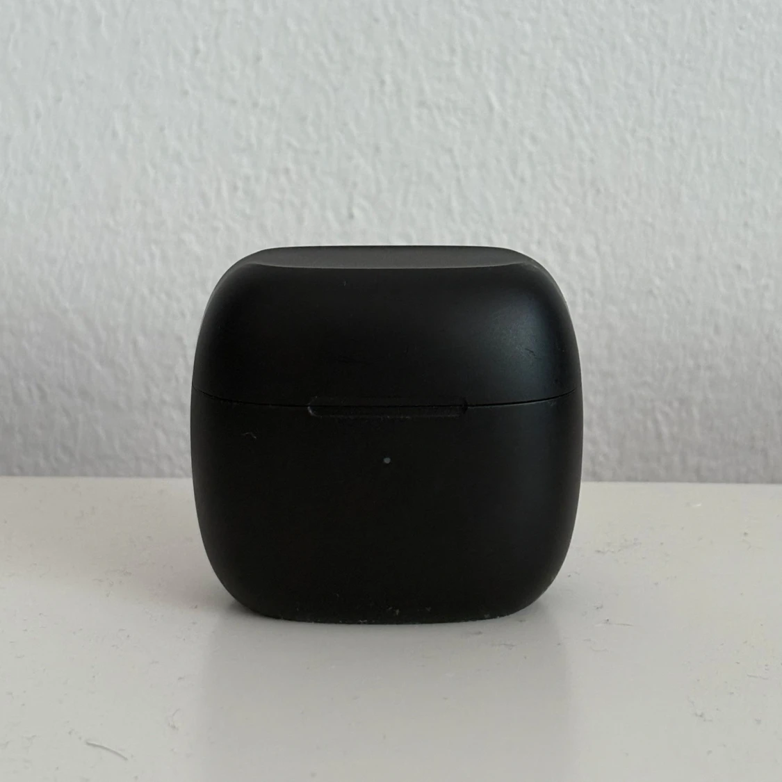 Svarta trådlösa in-ear hörlurar från Loeffen - 2