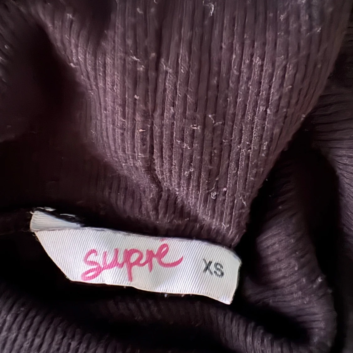 Svart polotröja från Supre - 3