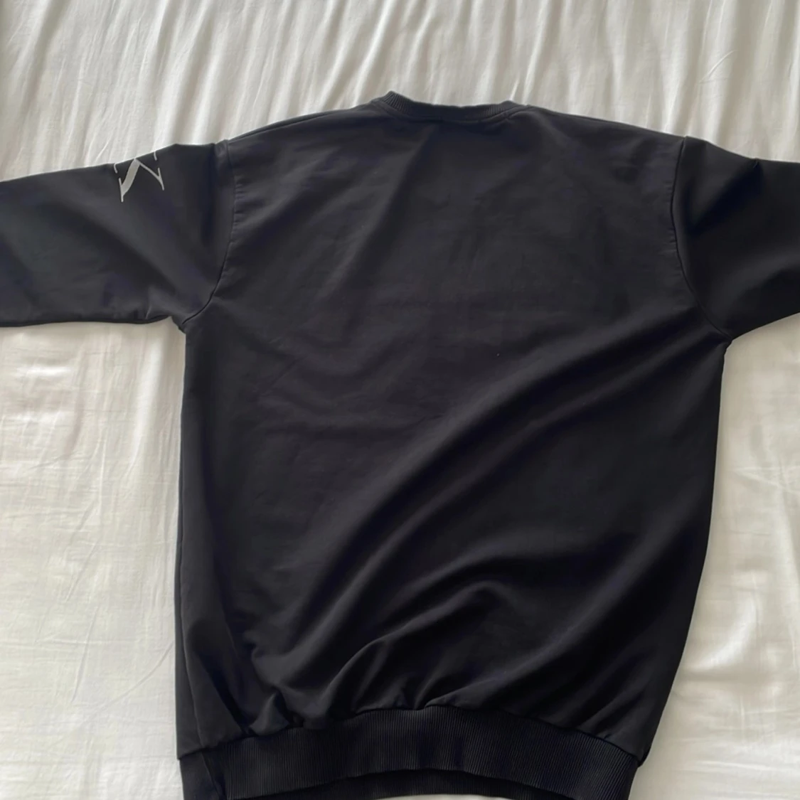 Svart tröja från Calvin Klein - 90