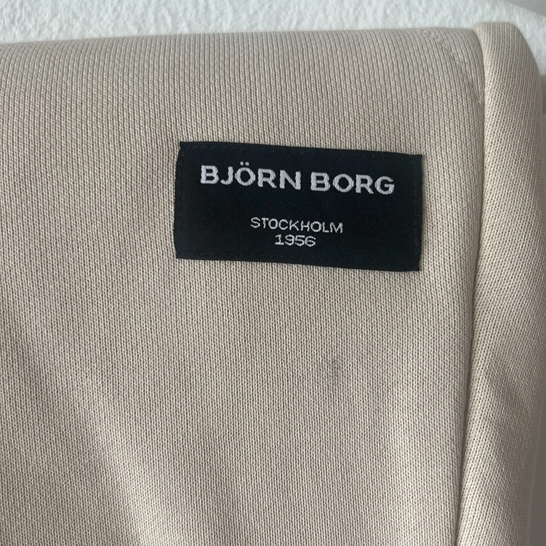 Beige mjukisbyxor från Björn Borg - 1