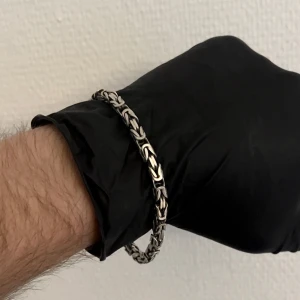 Kejsarlänk Armband Äkta 925 Silver - Kejsarlänk i äka 925 silver från Guldfynd, nypris på hela 1700kr! Längd 21.5cm och bredd 5mm, väger 23.6g! Stämplad och klar.