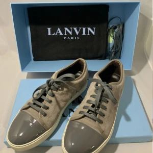 Lanvins  - Lanvins. Storlek 42. Nypris 5000 kr+ 😁 Allt og medföljer bra skick! 