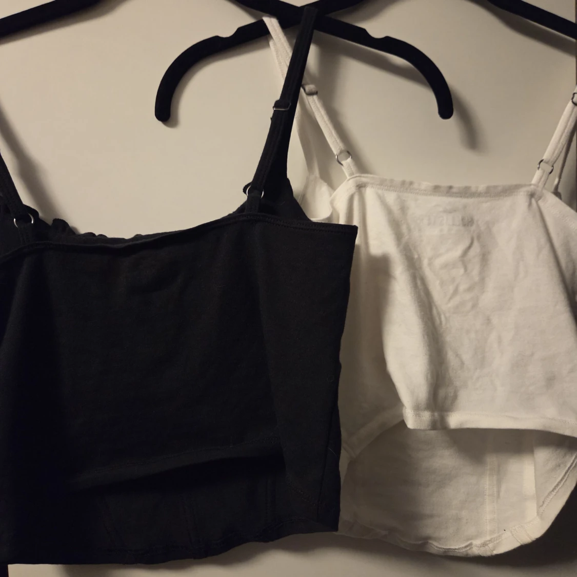 2 hollister sommar toppar - 2