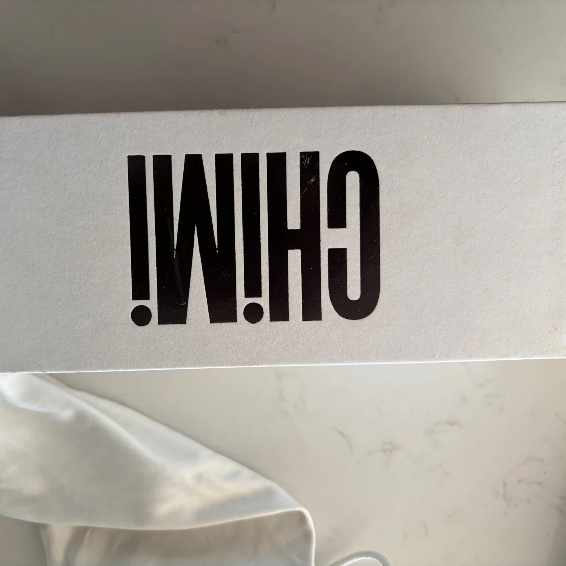 Peach solglasögon med spegelglas från CHIMI - 3