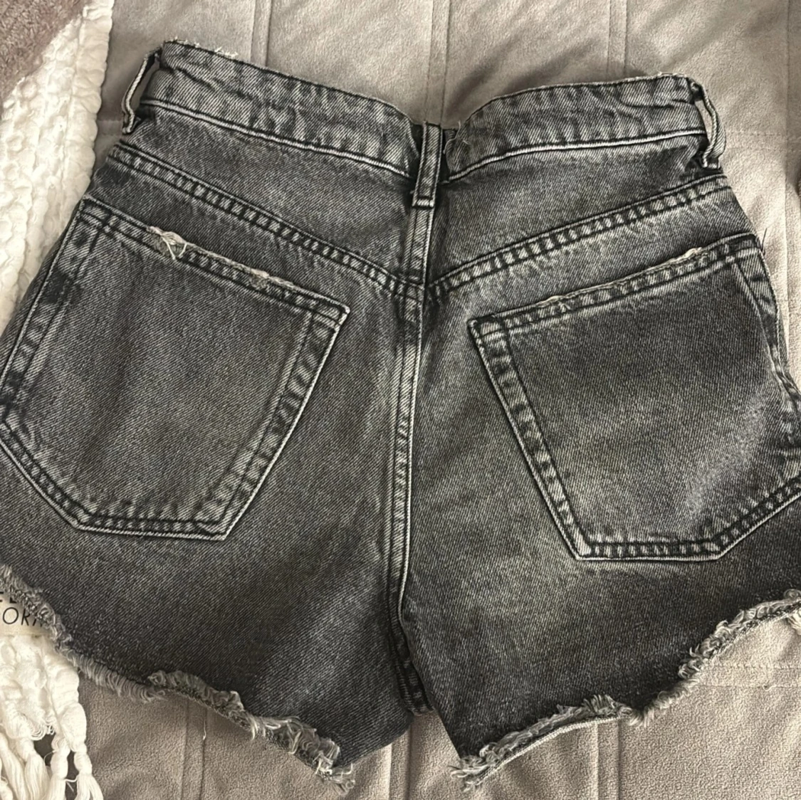 Zara shorts  - 90