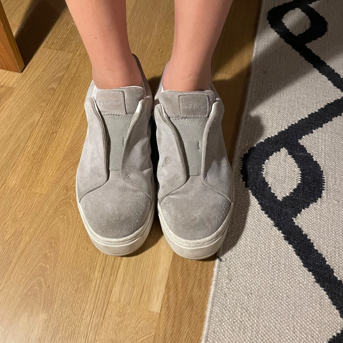 Grå populära sneakers Eytys - 1