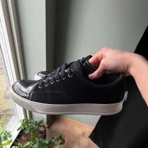 Navy lanvins  - !!Intressekoll!! Schyssta navy lanvins strl UK 8 42-43, kom med bud🤩