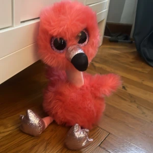 Flamingo gossedjur barn - Gossedjur,28cm,använd några gånger bra skick.