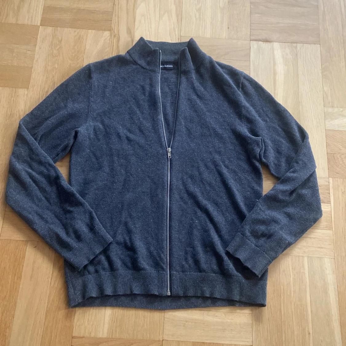 Stickad Full zip - 2