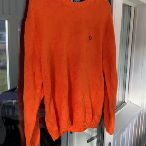 Ralph lauren tröja - 🔵säljer denna Raffe chaps tröjan i typ nytt skick, storlek M, hör av er vid funderingar 🤝