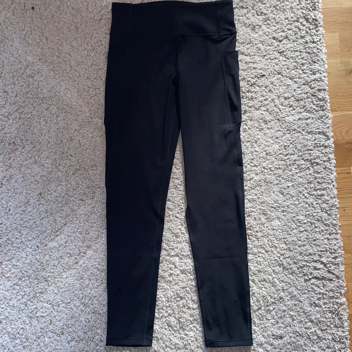 Svarta träningstights från H&M Move