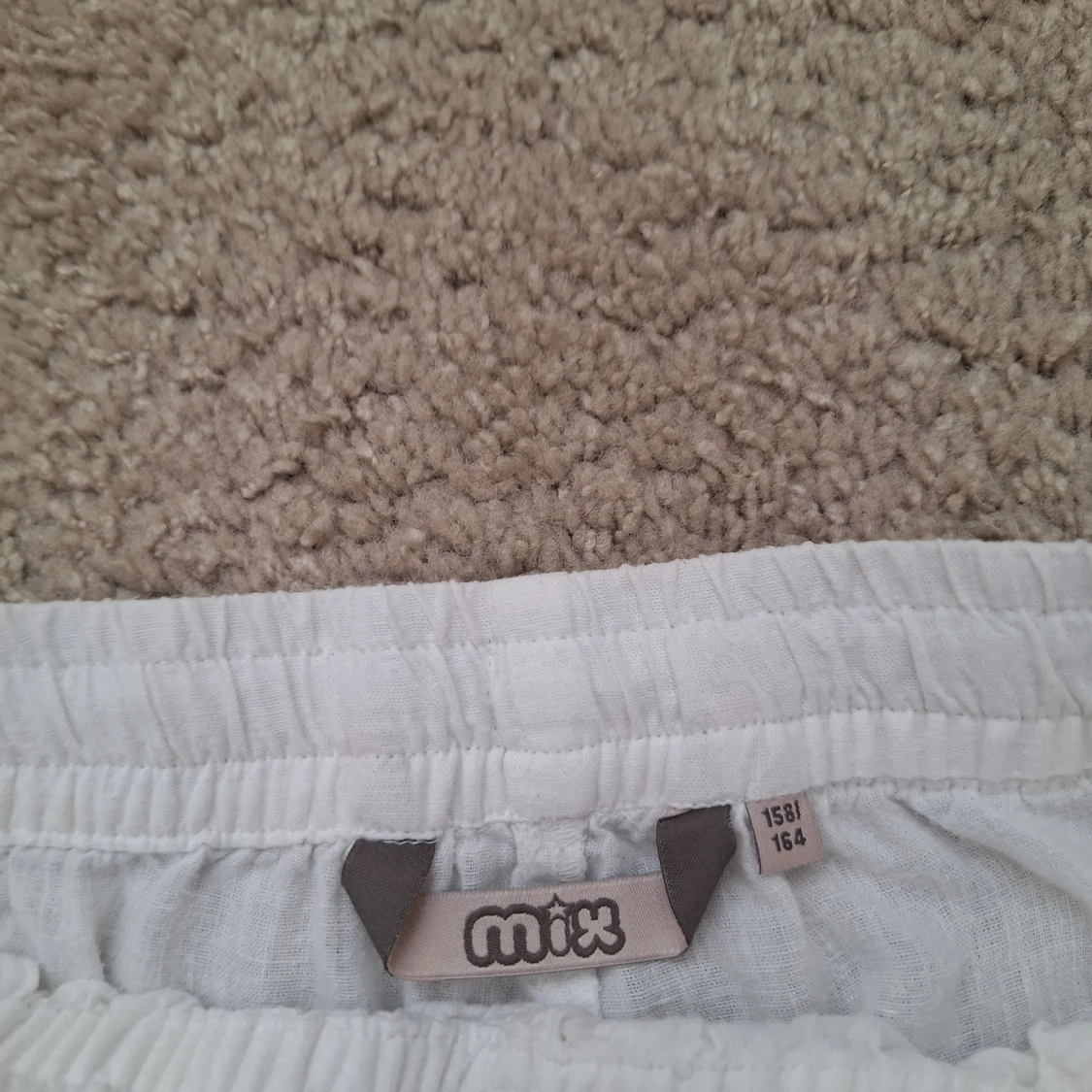 Vita linnebyxor från Mix, storlek 158/164 - 2