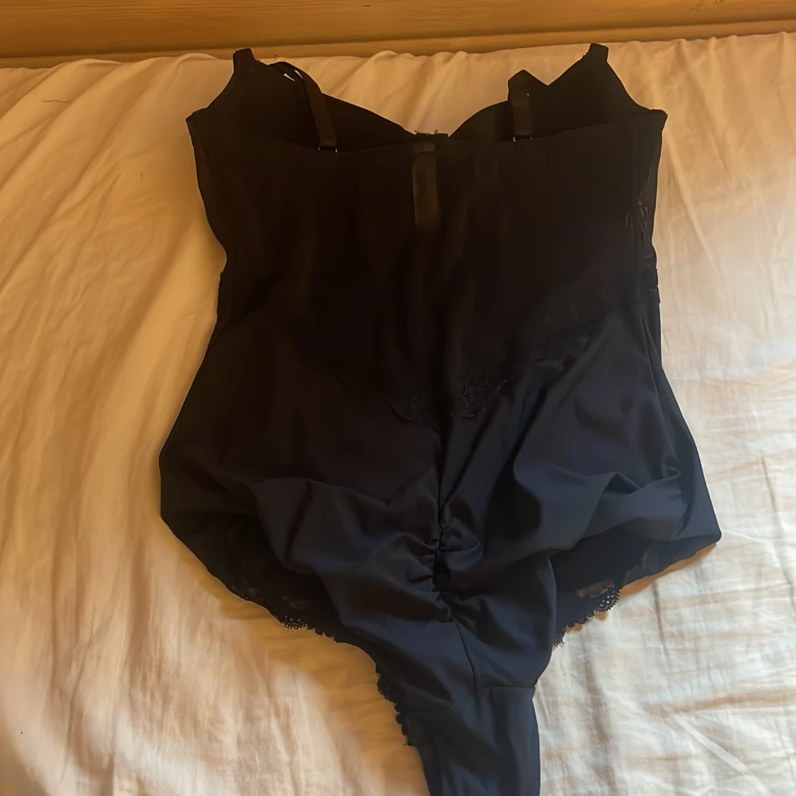 Svart korsettbody från Lella M 75C - 1