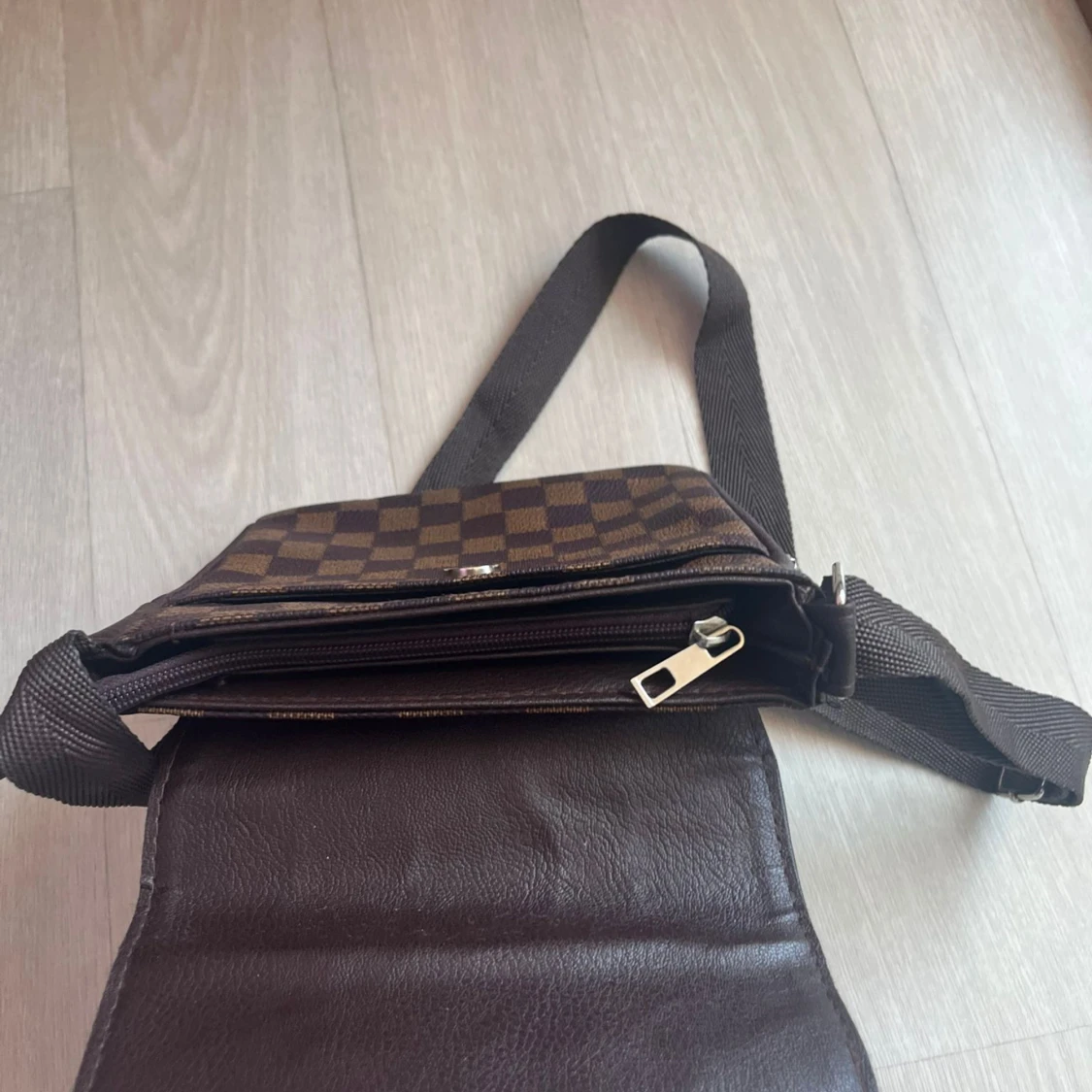 Brun axelväska - 3