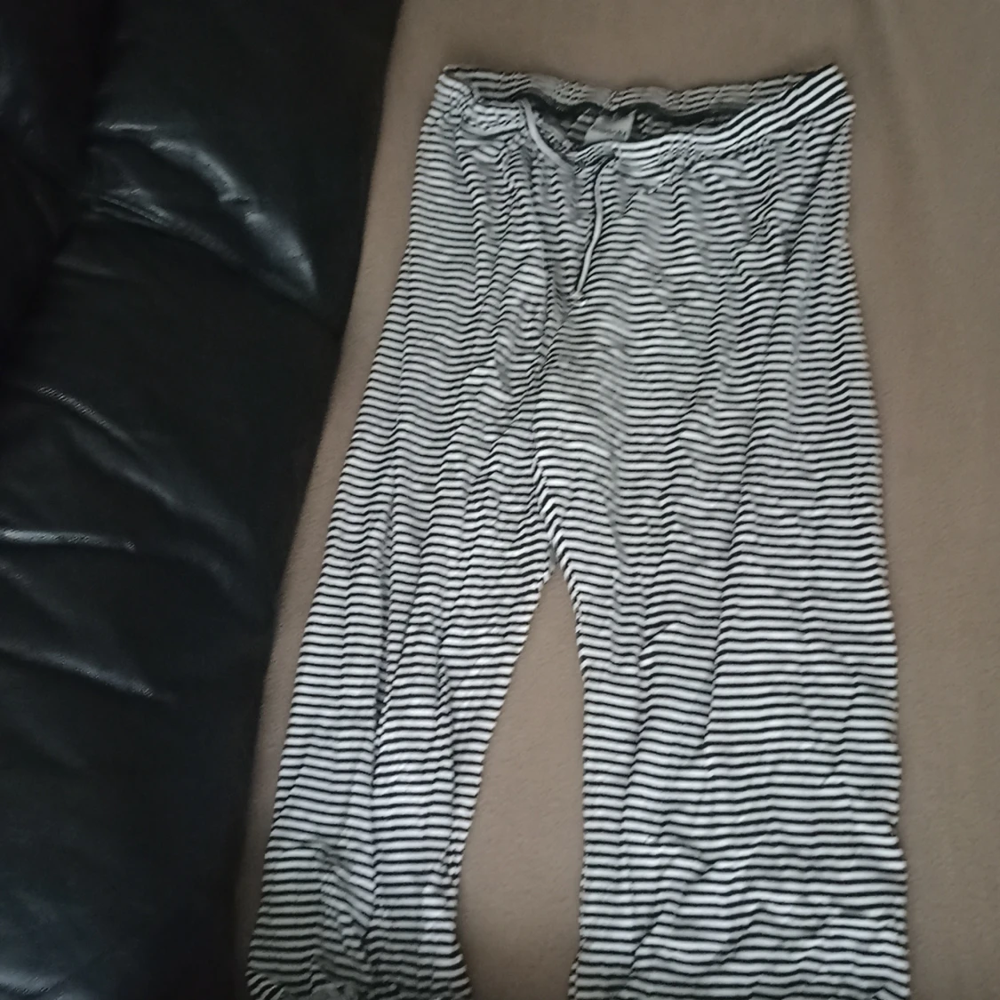 Jätte mjuka nya byxor från intissimi